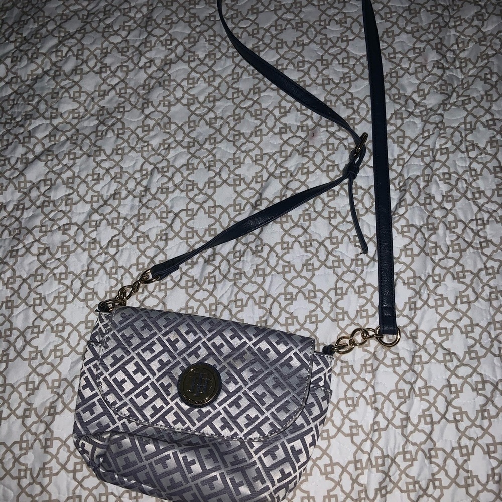 Cross body purse.